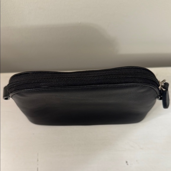Vintage Coach Black Dome Cosmetic Bag Sleek Design - Picture 7 of 8
